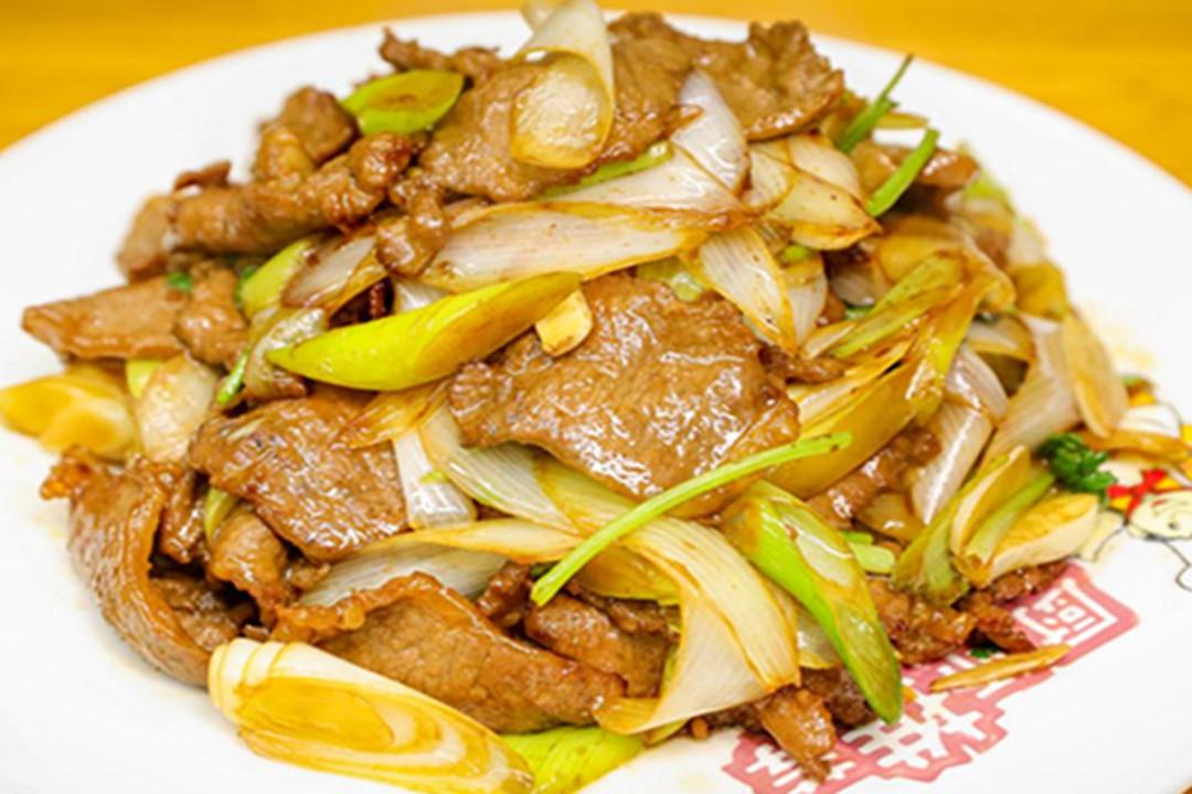 冬天买羊肉，要分清“前腿肉”和“后腿肉”差别挺大，搞懂再花钱