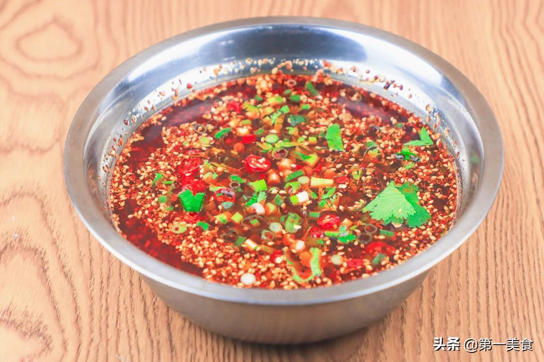 给你一碗万能凉拌汁，拌尽天下凉菜凉面凉皮，天再热也不影响胃口