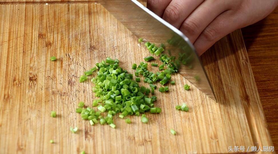 教你发面饼的简单做法，不用揉面，不用一滴油，松软好吃