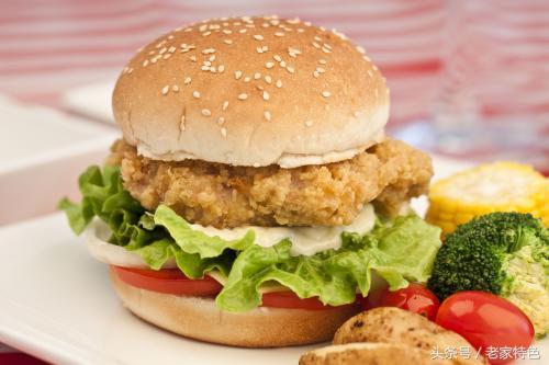 劲脆鸡腿堡，自己在家做的才更营养更好吃！