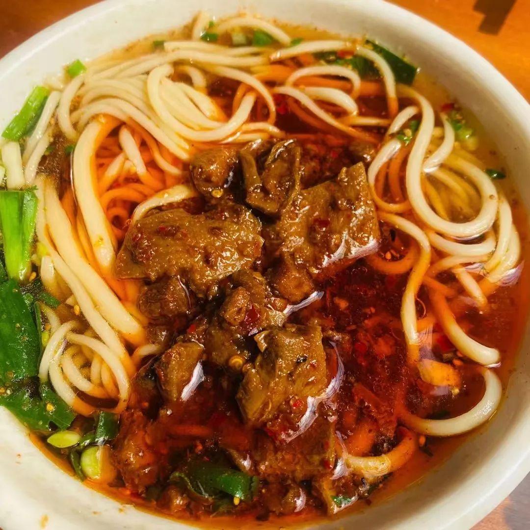 乐享云南丨美食·巍山一根面