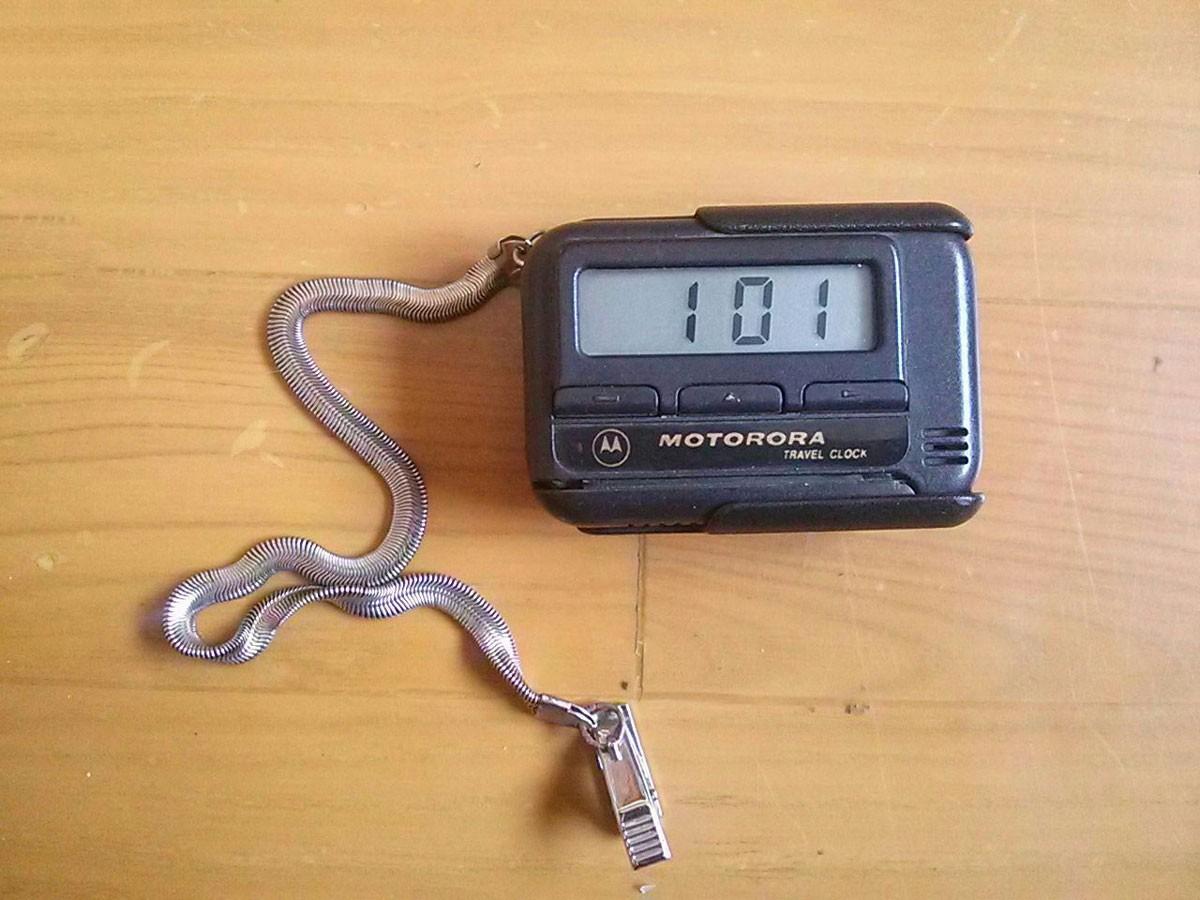 90年代火爆的BP机，现在拿出来还能用吗？它的兄弟就在我们身边！