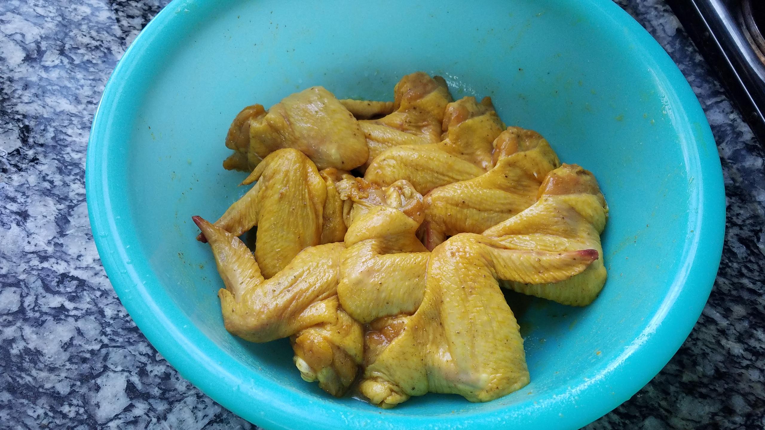 鸡翅这样做，我家孩子最喜欢，香味浓郁又好吃，美味又简单