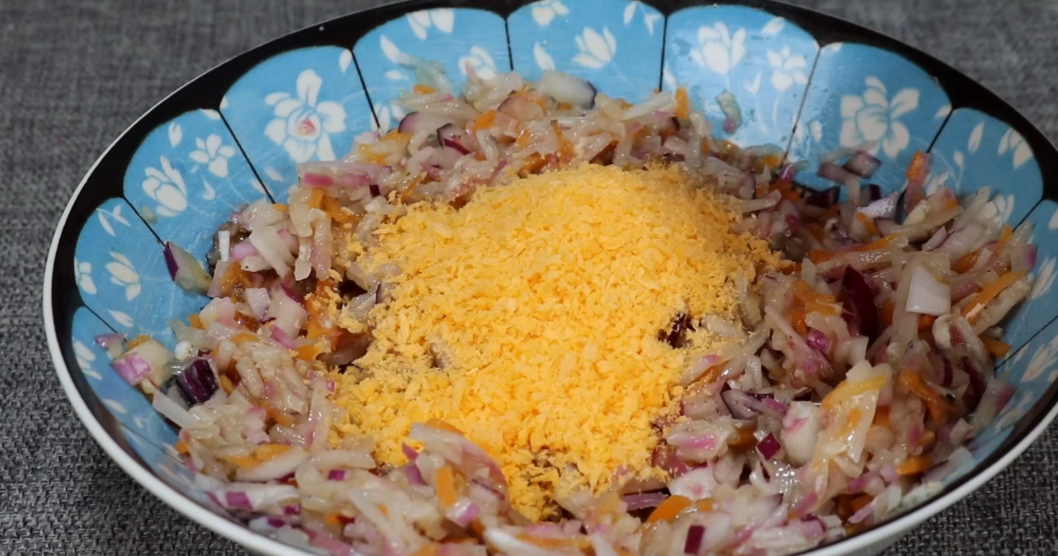 炸丸子，最忌放淀粉和面粉，教你正确做法，这样做又香又酥脆