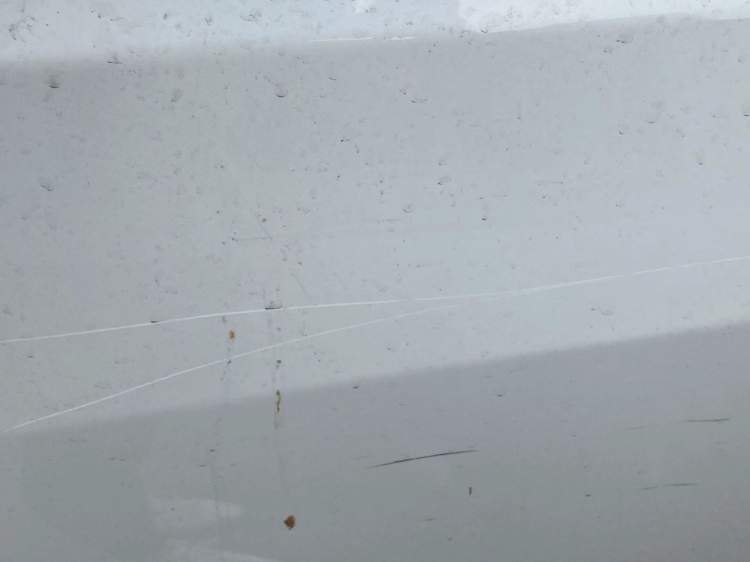 我要投诉 | 真乱，业主车被划菜被拿；难怪，小区几百个监控竟“瞎眼”