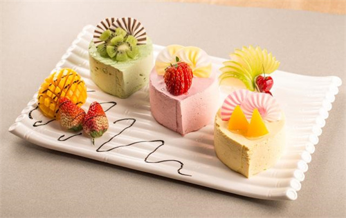 何时吃甜食有利健康