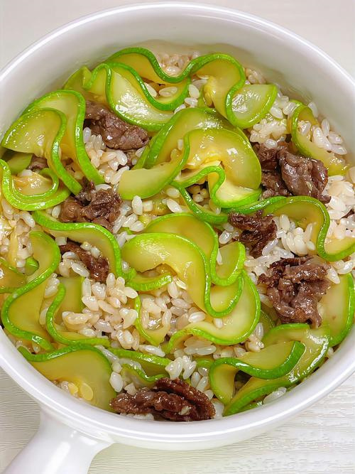 冰糖牛奶炖蛋，不用盖保鲜膜蒸的秘诀