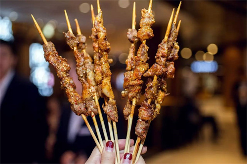 全国百强餐饮品牌分布，京沪傲视群雄，重庆成都强势，陕西挂零